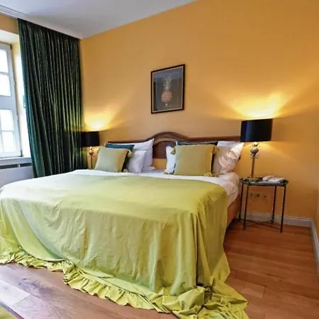 Boutique Classico מלון 4*